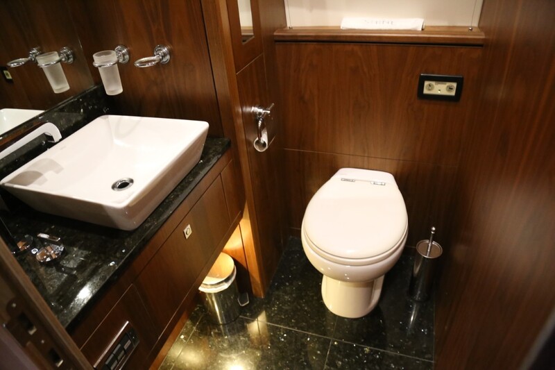 Image courtesy of JD Yachts Sunseeker 88 Yacht