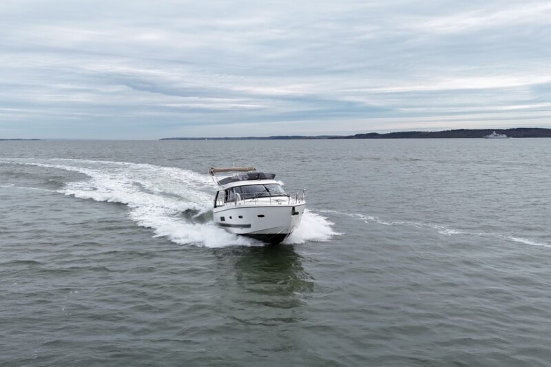 Image courtesy of JD Yachts Sealine F42