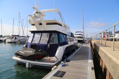 Fairline Squadron 42