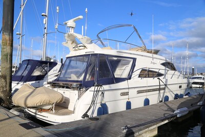 Sealine T52