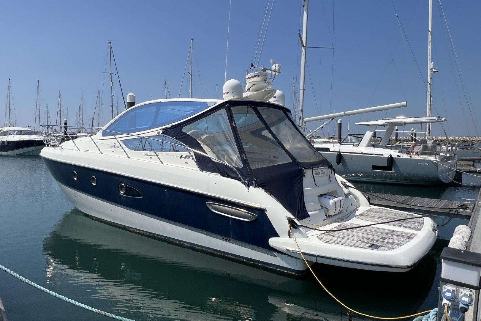 Cranchi Mediterranee 43 HT te koop