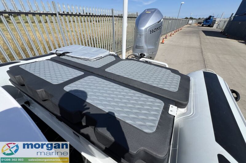  Highfield Sport 900
