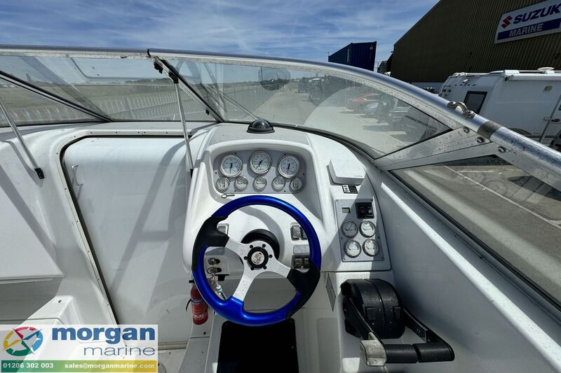  Chris-Craft Concept 27