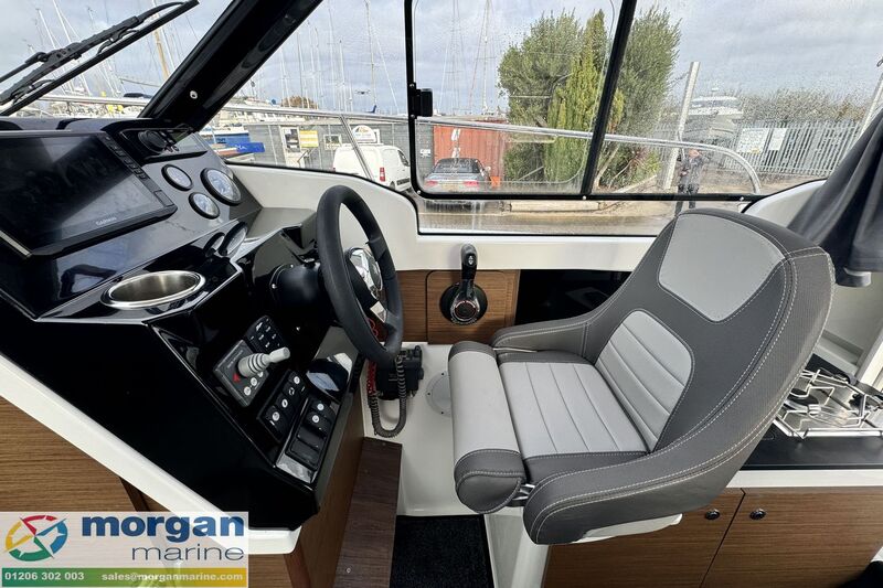  Jeanneau Merry Fisher 695 Series 2