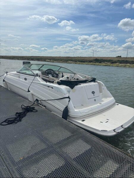  Rinker 230 Captiva Atlantic