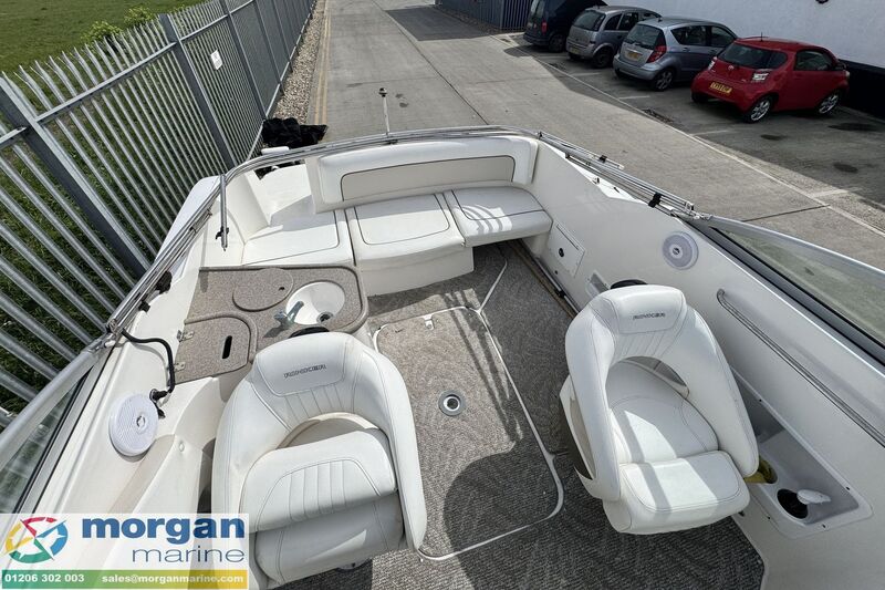  Rinker 230 Captiva Atlantic