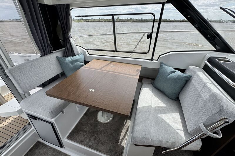  Jeanneau Merry Fisher 795 Series 2