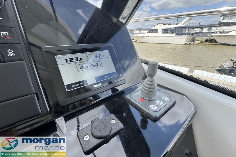  Jeanneau Merry Fisher 795 Series 2