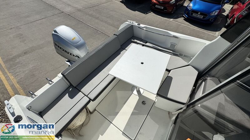  Jeanneau  Merry Fisher 605