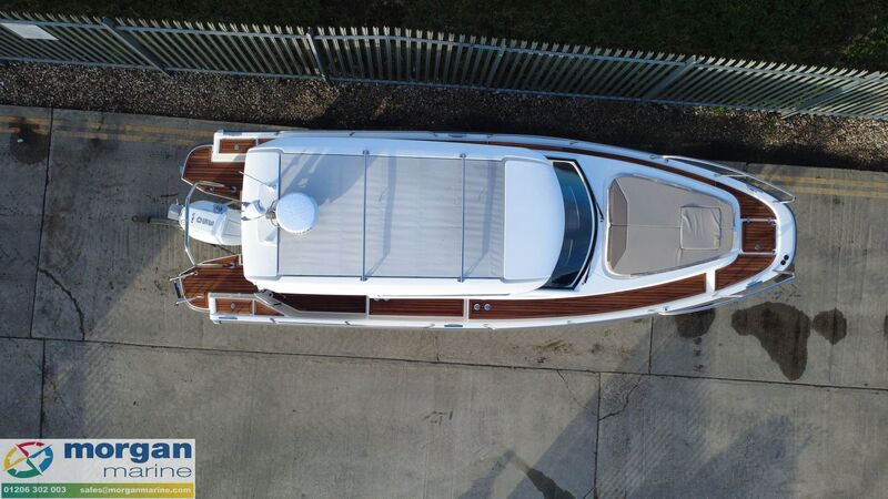  Nimbus Weekender 9 (W9)