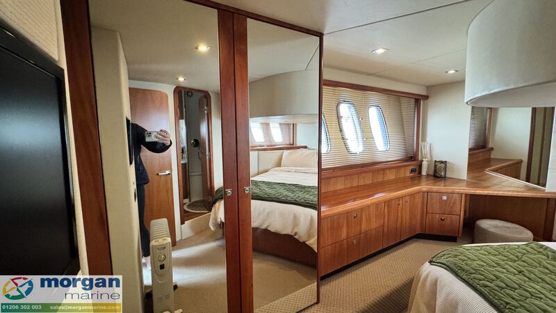  Sunseeker  Predator 52