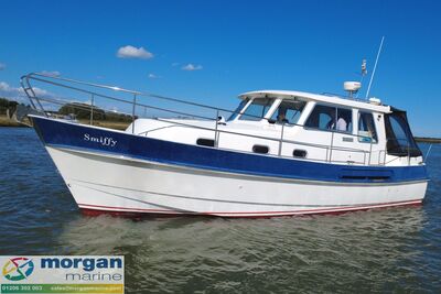 Hardy  32 Commander