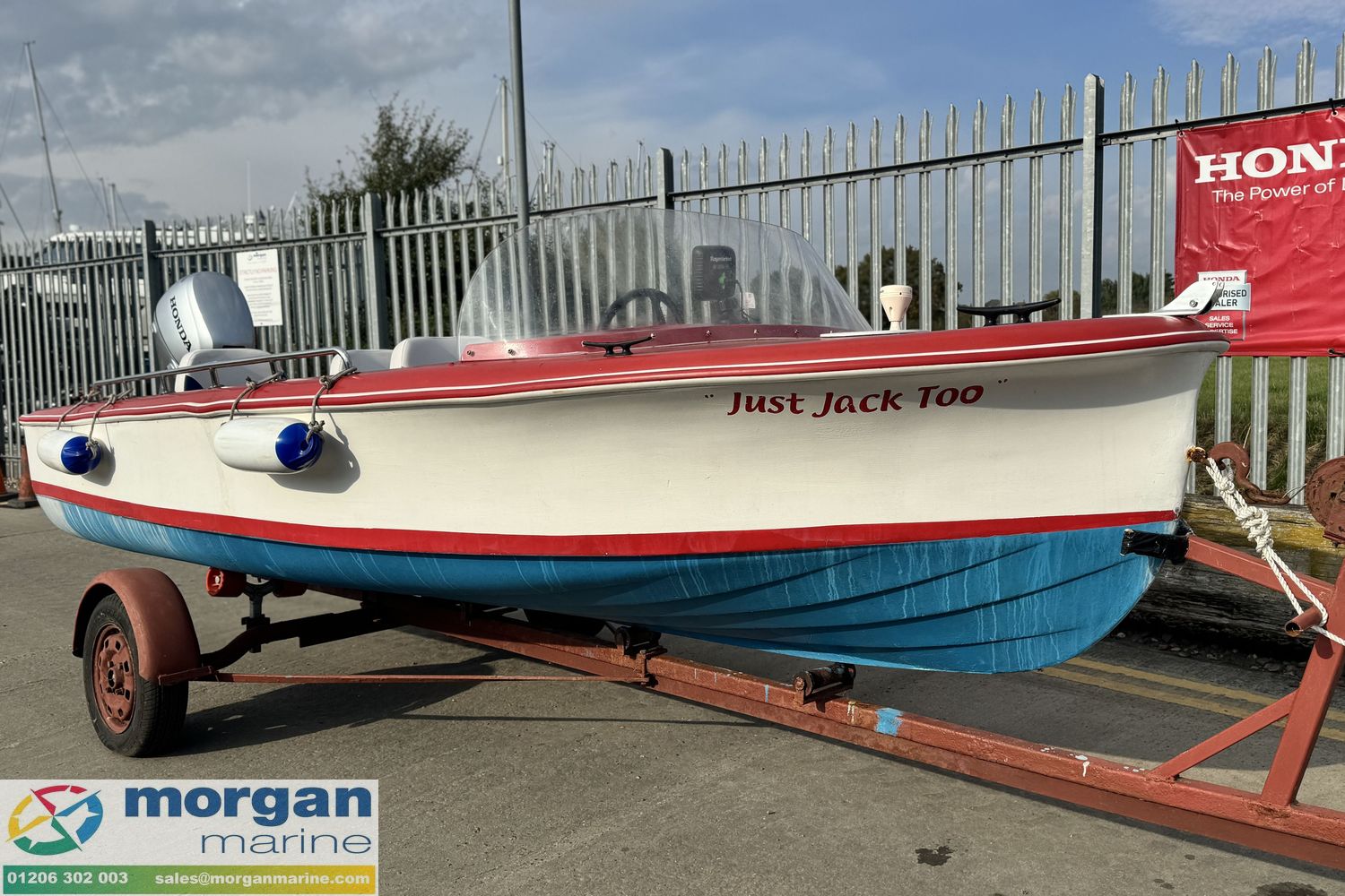 Classic mid-1970s River launch te koop