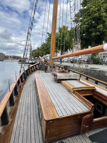 Dawartz Schoneryacht LA PALOMA 32 Dawartz Schoneryacht 18m