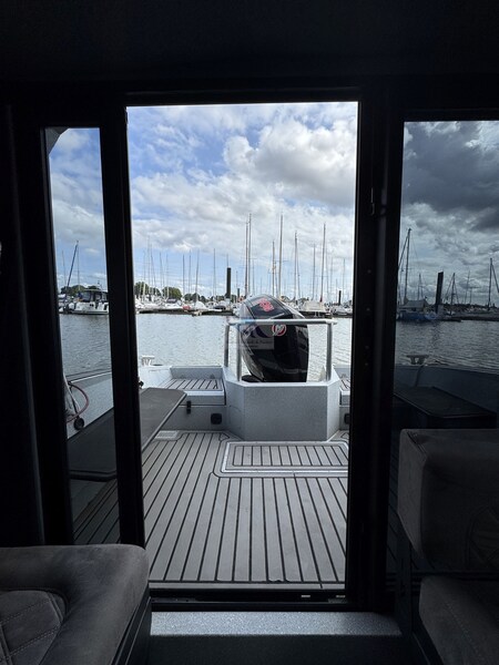 Voyager 700 Cabin SEEWOLFF II 24 V-Boats Voyager 700 Cabin