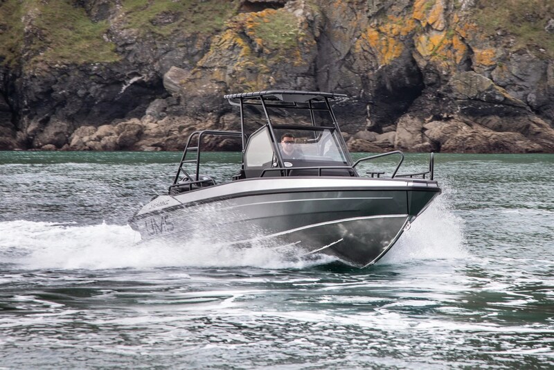 b2 UMS boats UMS 655 CC Pro