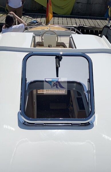Tuck 22 20 Yachtwerft Hamburg GmbH Elektro Tuckerboot 22f