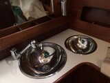 Guest cabin vanity 2 Cantiere Navale Petronio Lobster 44