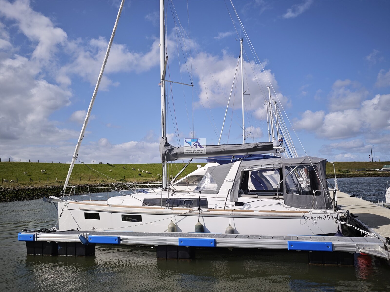 Beneteau OCEANIS 35.1 te koop