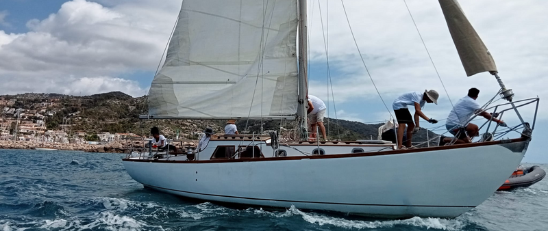  Custom built boat ERYTHEIA Cotre Juan Alsine