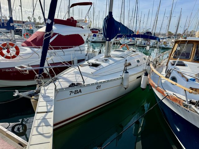  Beneteau Oceanis 311 Clipper