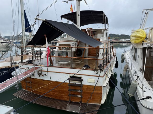  KONG AND HALVERSEN HK ISLAND GYPSY 44