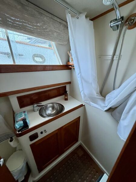  KONG AND HALVERSEN HK ISLAND GYPSY 44