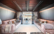   Custom 33M