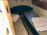  Princess Yachts V55
