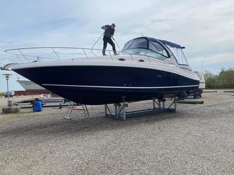 Sea Ray 375 Sundancer Sea Ray 375 Sundancer