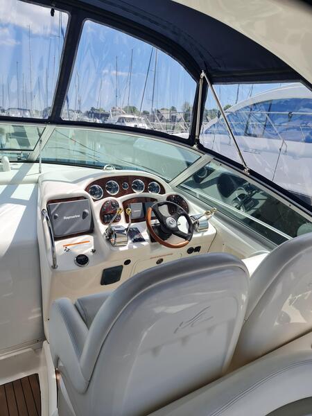 Sea Ray 375 Sundancer Sea Ray 375 Sundancer