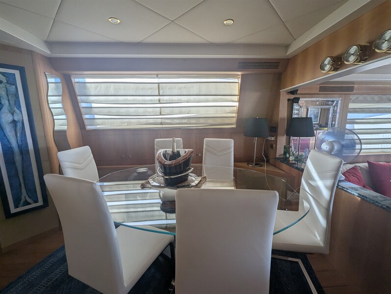 Riva Opera 85 dining area Riva RIVA 85 OPERA