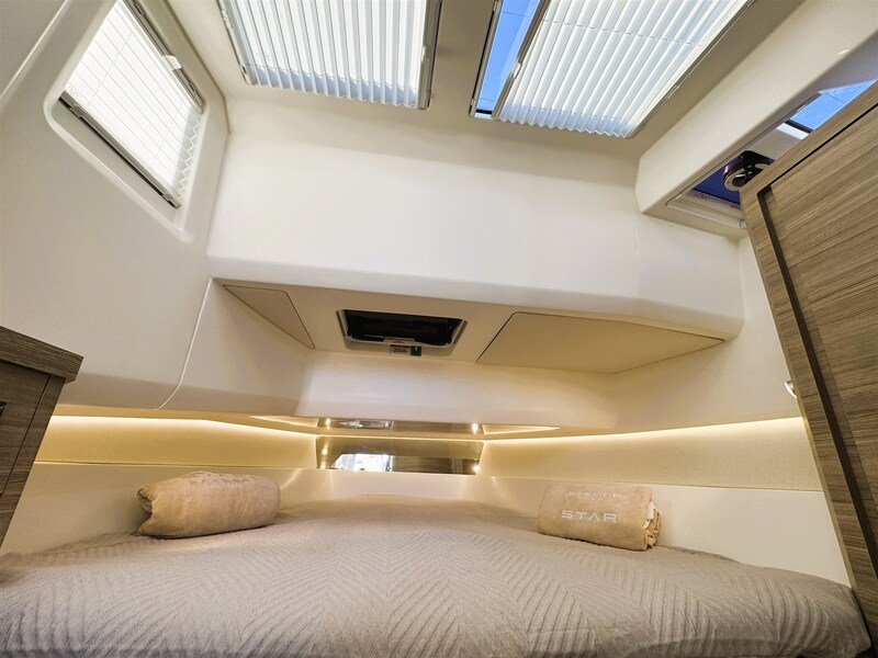 18 - saxdor 400 cabina prua 2 Saxdor 400 GTO