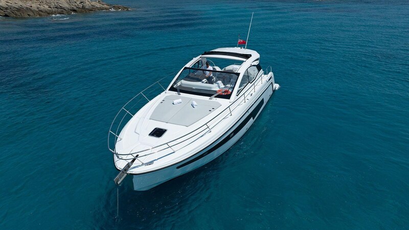 A45 Exterior View Azimut Atlantis 45