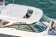 Tiara 34 LX Hard Top Tiara Yachts 34 LX