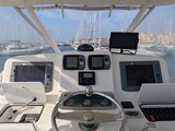 Tiara 3900 Conv. Helm station Tiara Yachts 3900 Convertible