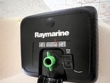 Boston Whaler 22 REVENGE Raymarine Boston Whaler 22 REVENGE