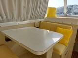 Bertram 31 Fbc dinette (1) Bertram Yacht 31' Fbc