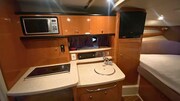CHAPARRAL SIGNATURE 310 Galley Chaparral SIGNATURE 310