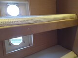 {I} Guest cabin Beneteau MONTE CARLO 5