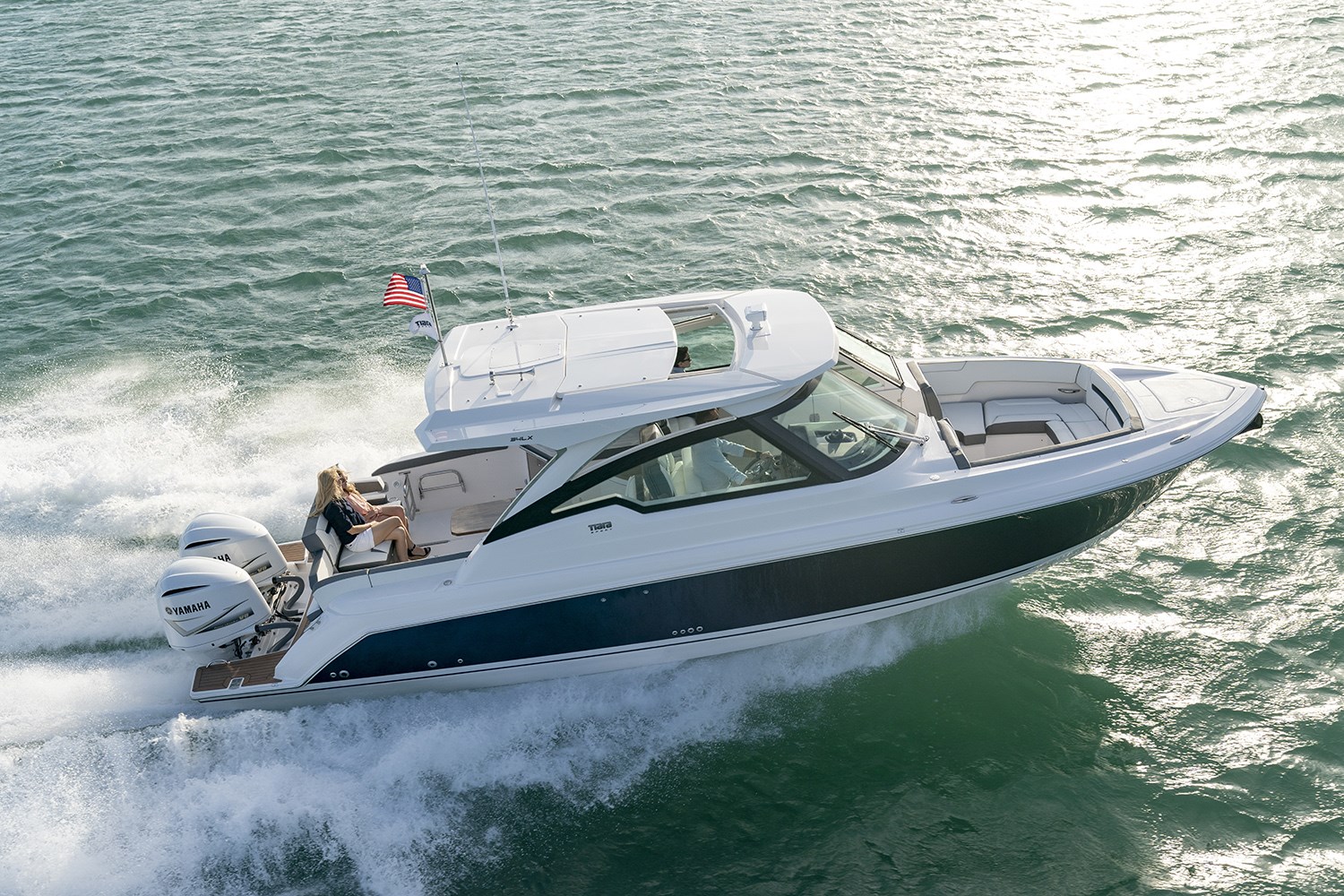 Tiara Yachts 34 LX te koop