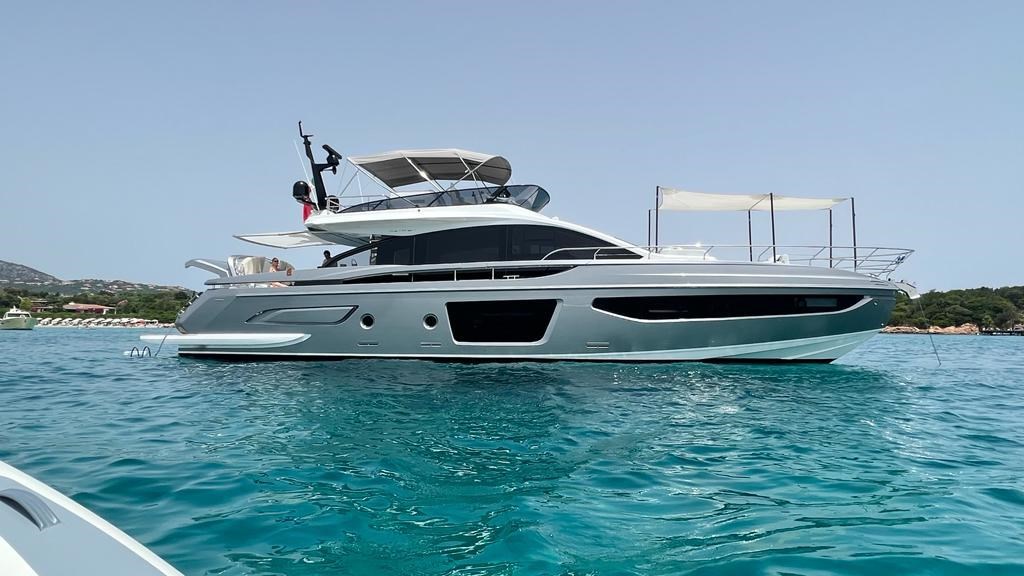 Azimut S7 M/Y 2023 te koop