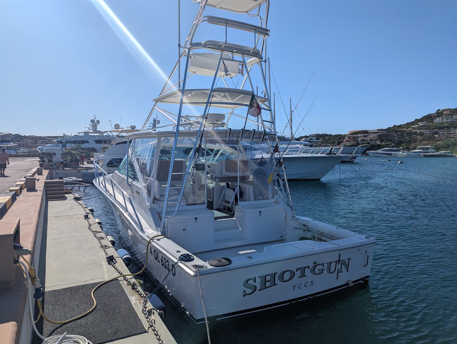 Cabo 38' Express te koop