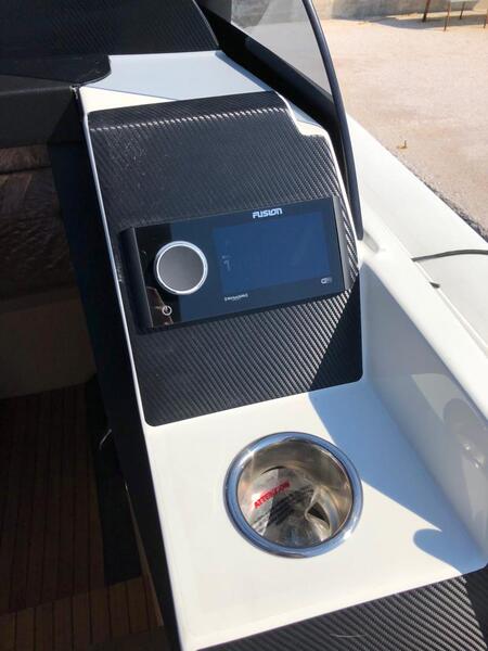 30841b58-fc30-4187-80af-cba347bbac34 Technohull Attitude 35