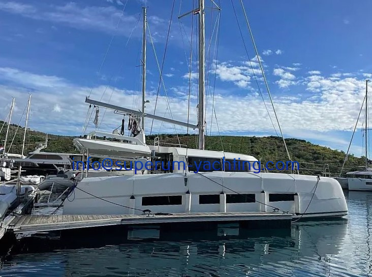 hjghg Dufour Catamaran 48