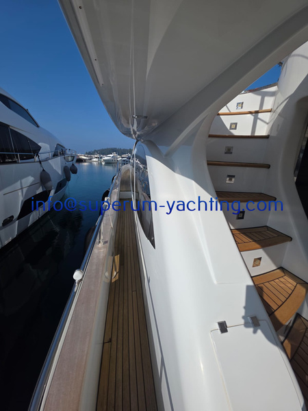WhatsApp Image 2026-02-26 at 11.50.23 (5) Azimut 75