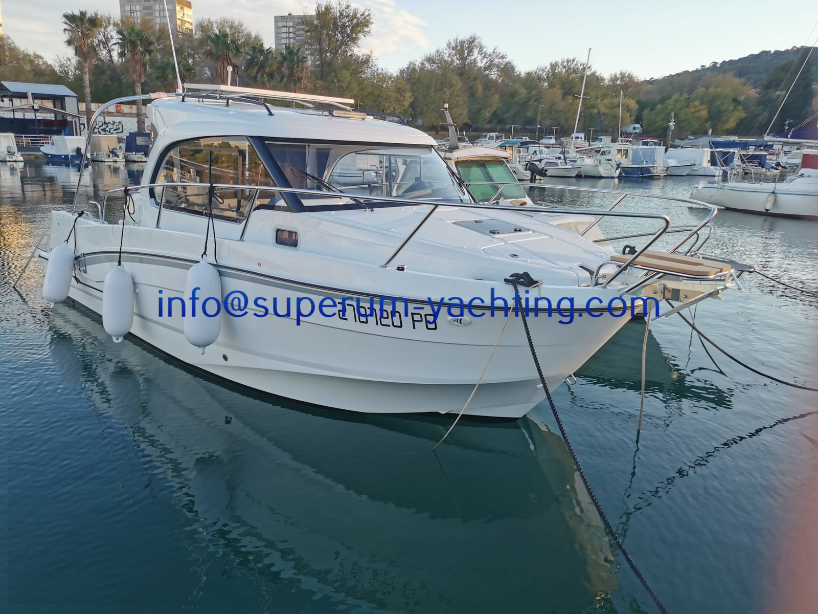 Beneteau Antares 8 te koop