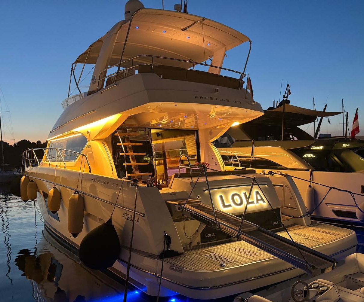 Prestige Yachts 60 Fly te koop