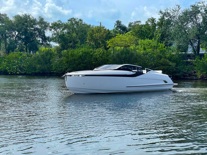  Fairline F Line 33