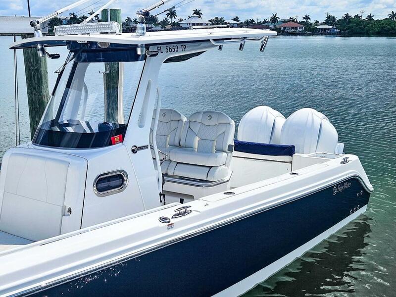  Edgewater 262CC